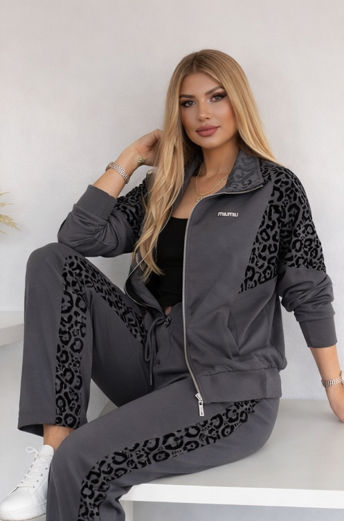 Storm Leopard Lounge Set